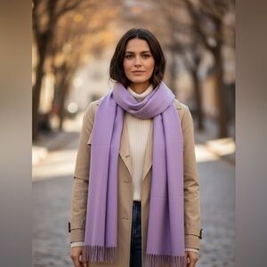 Frangi by Tie Rack 100% Wool Lavender Scarf Made in India Fringe Wrap